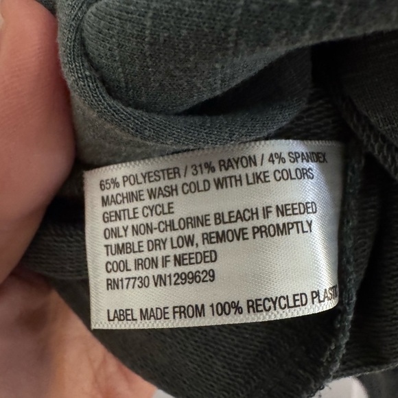 💚KNOX ROSE Gray/ Green Long Sleeve Twisted Front Swearshirt - Picture 7 of 7